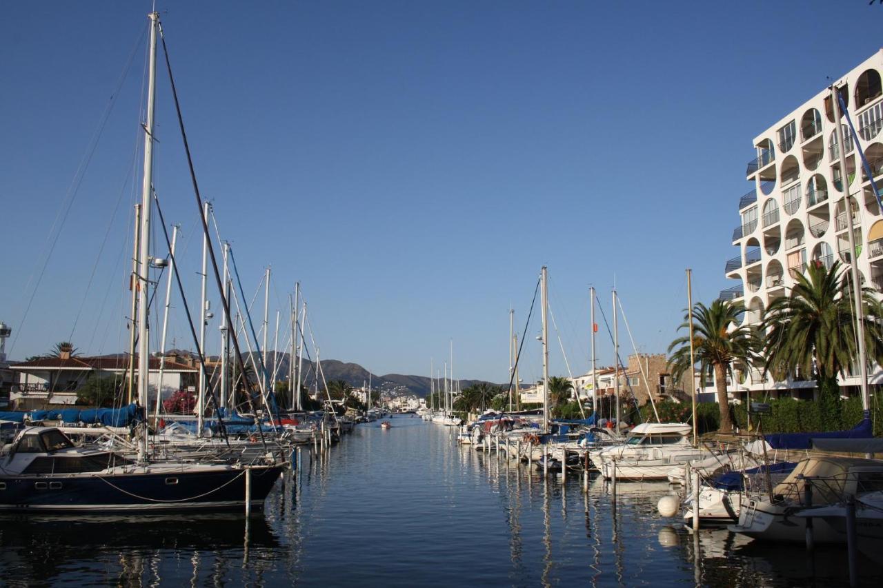 Empuriabrava Apartaments No 5 Exteriör bild